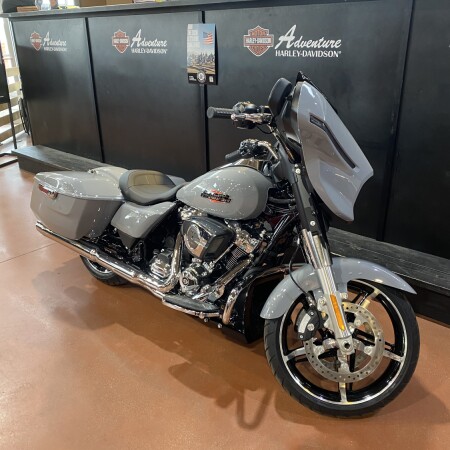 FLHX 2026 Street Glide® thumb 3