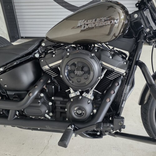 2020 Harley-Davidson® Street Bob® River Rock Gray thumb 0