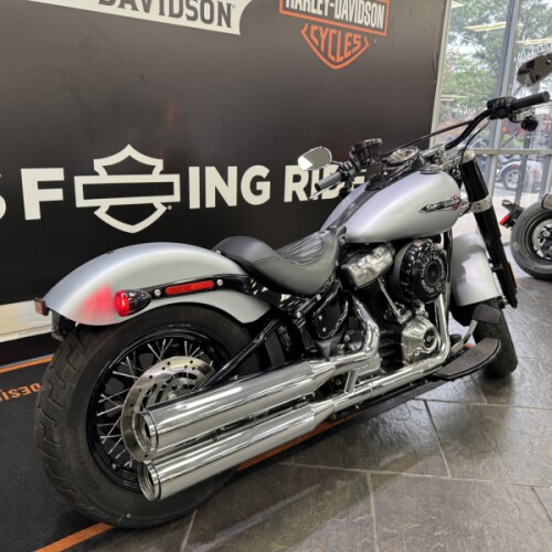 2020 Harley-Davidson® Softail Slim® Barracuda Silver thumb 1