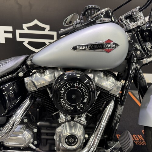 2020 Harley-Davidson® Softail Slim® Barracuda Silver thumb 2