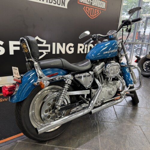 2002 Harley-Davidson® Sportster® 883 Custom Real Teal Pearl thumb 0