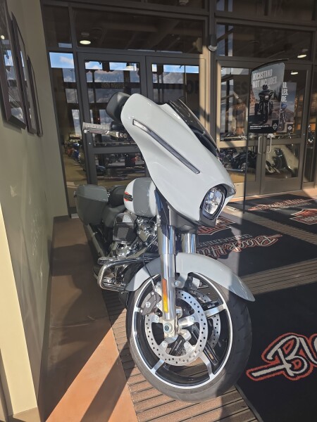 FLHX 2026 Street Glide®