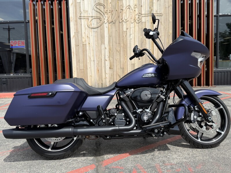 FLTRX 2025 Road Glide™