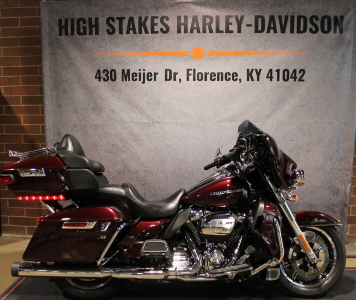 2018 Harley-Davidson® Ultra Limited Twisted Cherry FLHTK