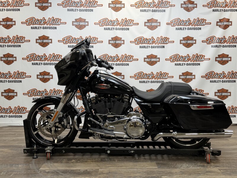 FLHX 2024 Street Glide®