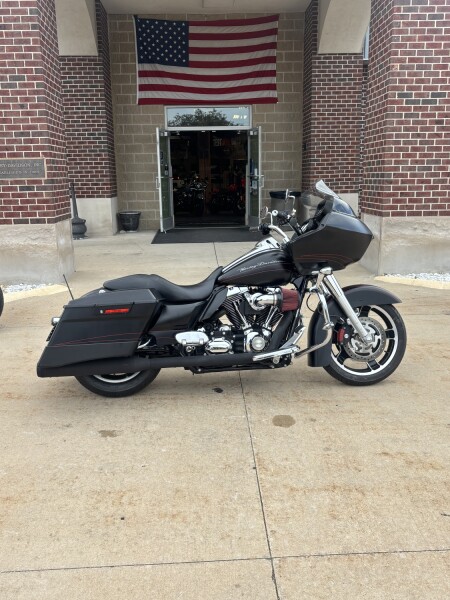2010 Harley-Davidson® Road Glide® Custom Black Denim