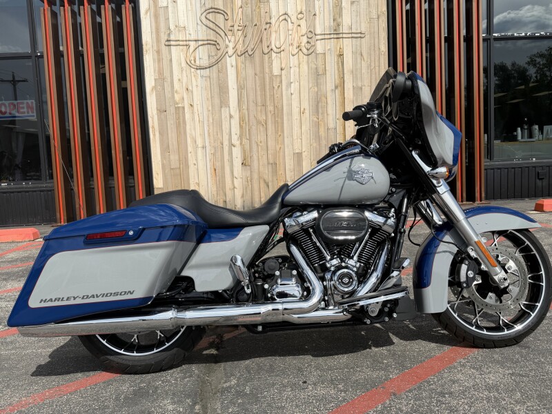 FLHXS 2023 Street Glide® Special