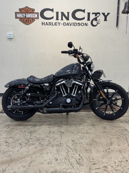 XL 883N 2022 Iron 883™
