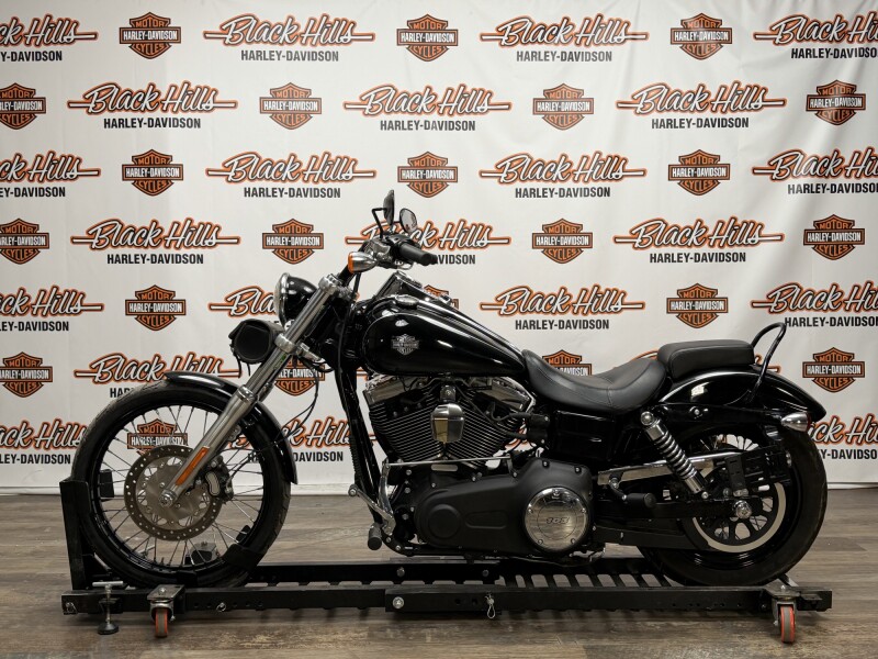 FXDWG 2017 Wide Glide®