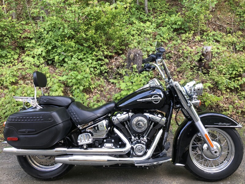 2020 Harley-Davidson® Heritage Classic 107 Vivid Black
