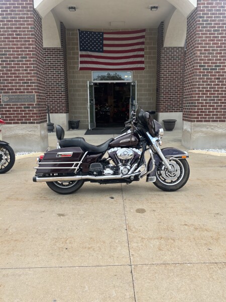 2007 Harley-Davidson® Electra Glide® Classic Vivid Black