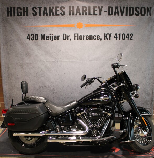 2020 Harley-Davidson® Heritage Classic 114 Vivid Black
