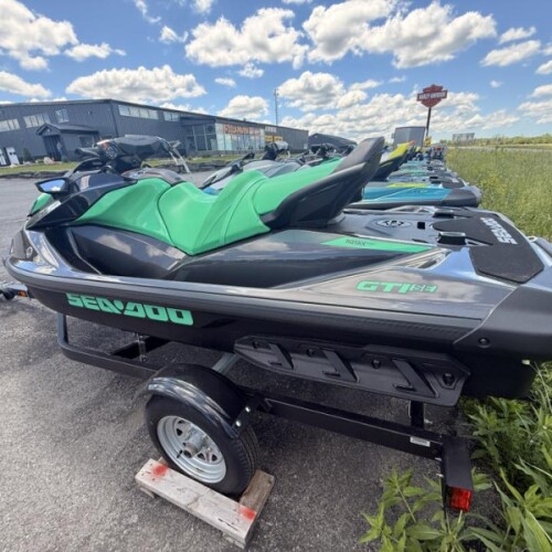 2026 SEA-DOO GTI SE 130 IN Anthracite Grey & Manta Green thumb 2
