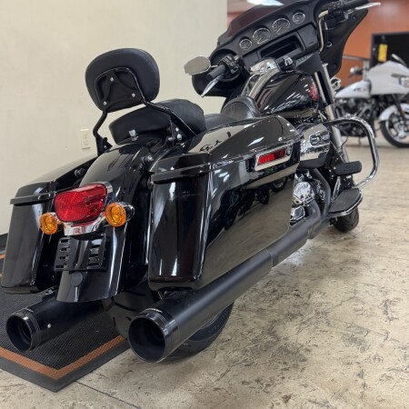 FLHT 2019 Electra Glide® Standard thumb 0