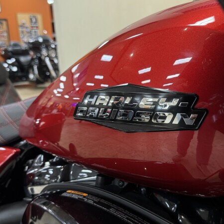 FLTRX 2025 Road Glide™ thumb 2