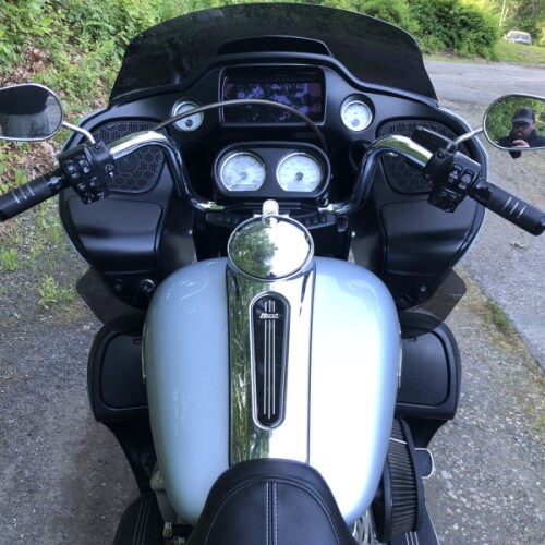 2023 Harley-Davidson® Road Glide® Atlas Silver Metallic thumb 0