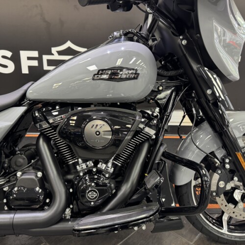 2026 Harley-Davidson® Street Glide® Dark Billiard Gray Black Trim thumb 2