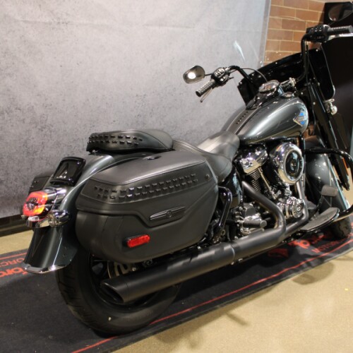 2025 Harley-Davidson® Heritage Classic Iron Horse Metallic w/Laced Wheels FLHC thumb 0