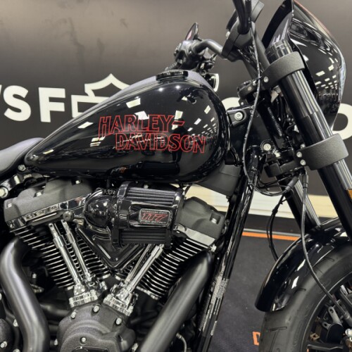 2026 Harley-Davidson® Low Rider® S Vivid Black Black Trim thumb 2