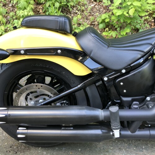 2023 Harley-Davidson® Street Bob® 114 Industrial Yellow thumb 2