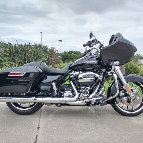 FLTRX 2023 Road Glide® thumb 3