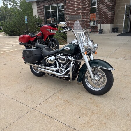2024 Harley-Davidson® Heritage Classic Alpine Green thumb 3
