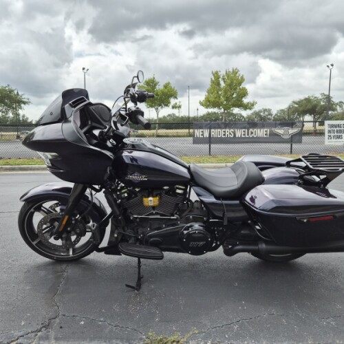 FLTRX 2025 Road Glide™ thumb 0