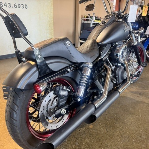 2013 Harley Davidson Street Bob FXDB  thumb 3