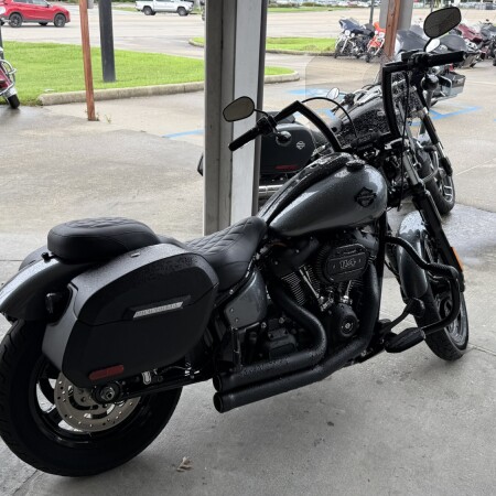 2023 Harley-Davidson® Street Bob® 114 thumb 3