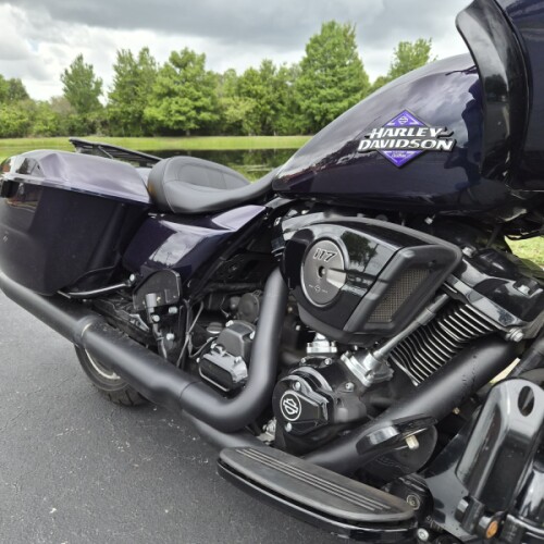 FLTRX 2025 Road Glide™ thumb 3