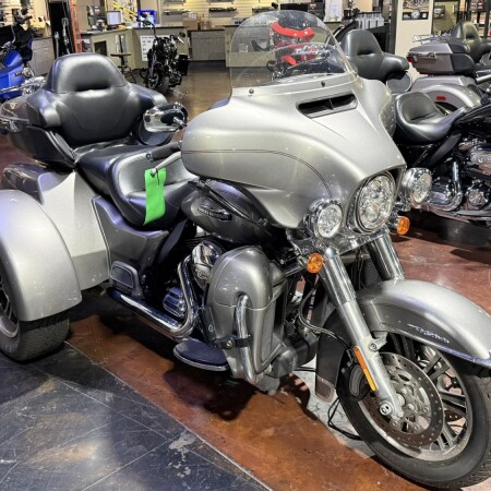 2016 Harley-Davidson® Tri Glide® Ultra thumb 0