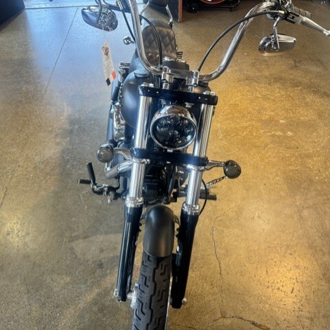 2013 Harley Davidson Street Bob FXDB  thumb 2