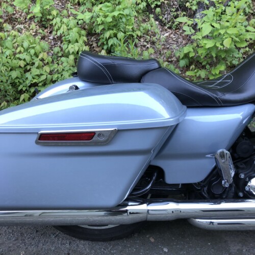 2023 Harley-Davidson® Road Glide® Atlas Silver Metallic thumb 2