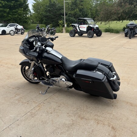 2010 Harley-Davidson® Road Glide® Custom Black Denim thumb 1
