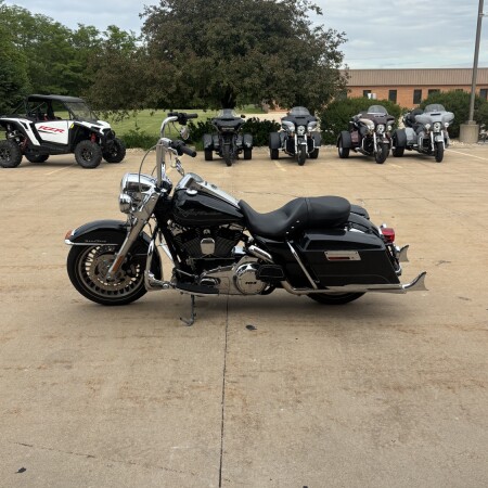 2013 Harley-Davidson® Road King® Midnight Pearl thumb 0