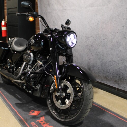 2025 Harley-Davidson® Road King® Special Vivid Black FLHRXS thumb 2