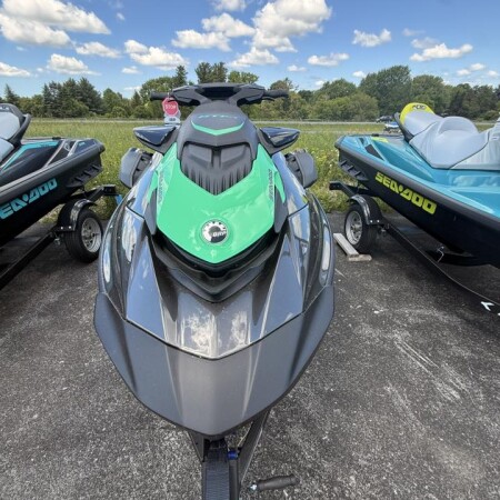 2026 Sea-Doo GTI SE 130 Tech Package with Audio iDF and iBR® thumb 3