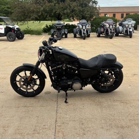 2018 Harley-Davidson® Iron 883™ Black Denim thumb 0