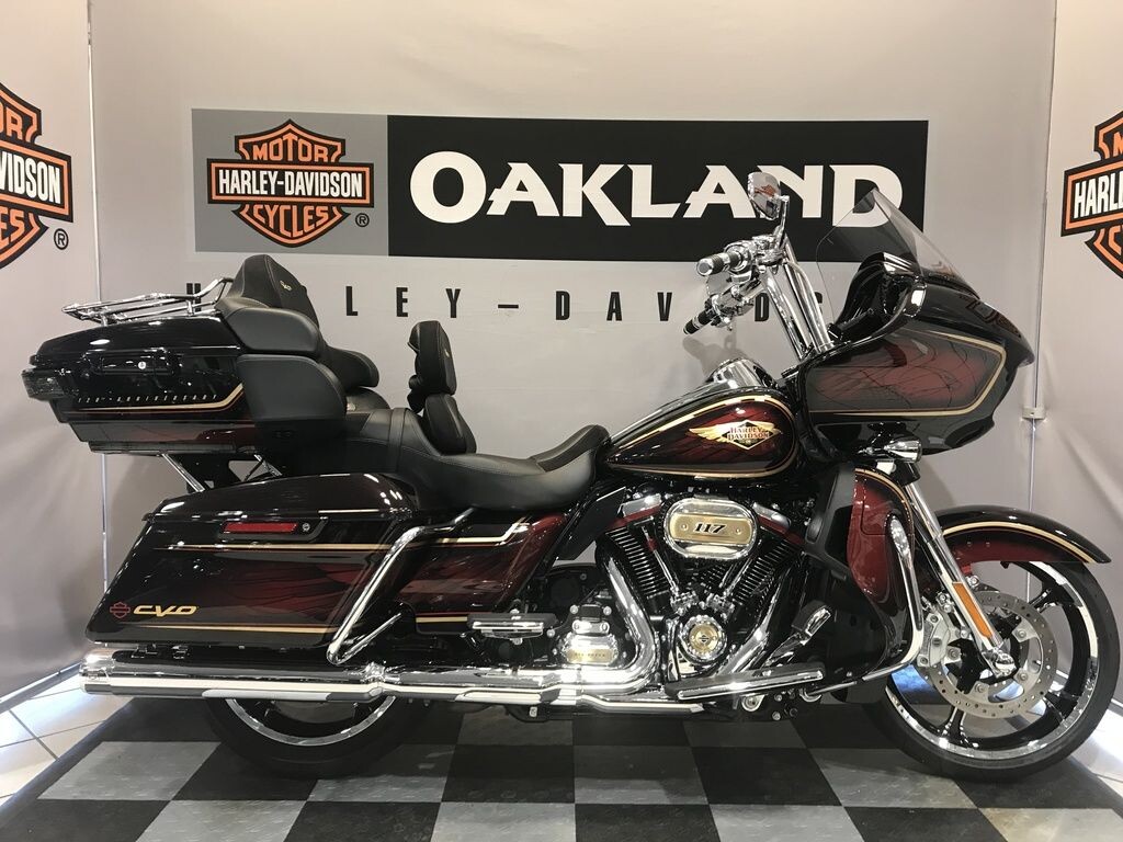 Harley-Davidson® CVO™ Road Glide® LTD Anniversary 2023