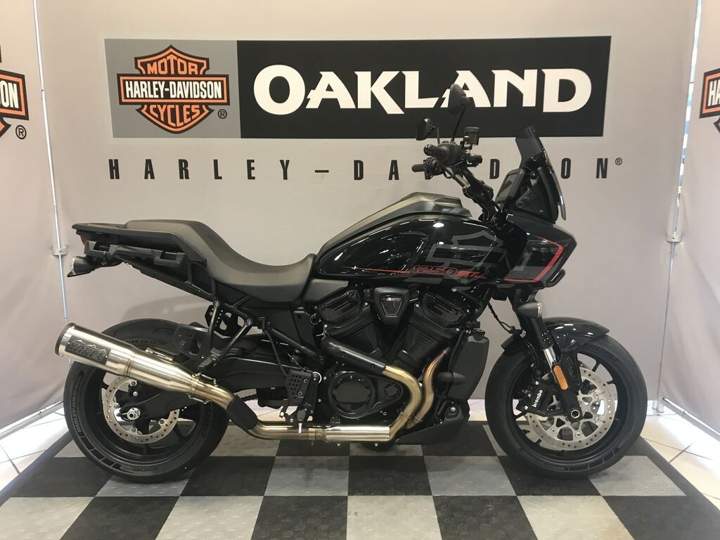 Harley-Davidson® Pan America® 1250 ST 2025