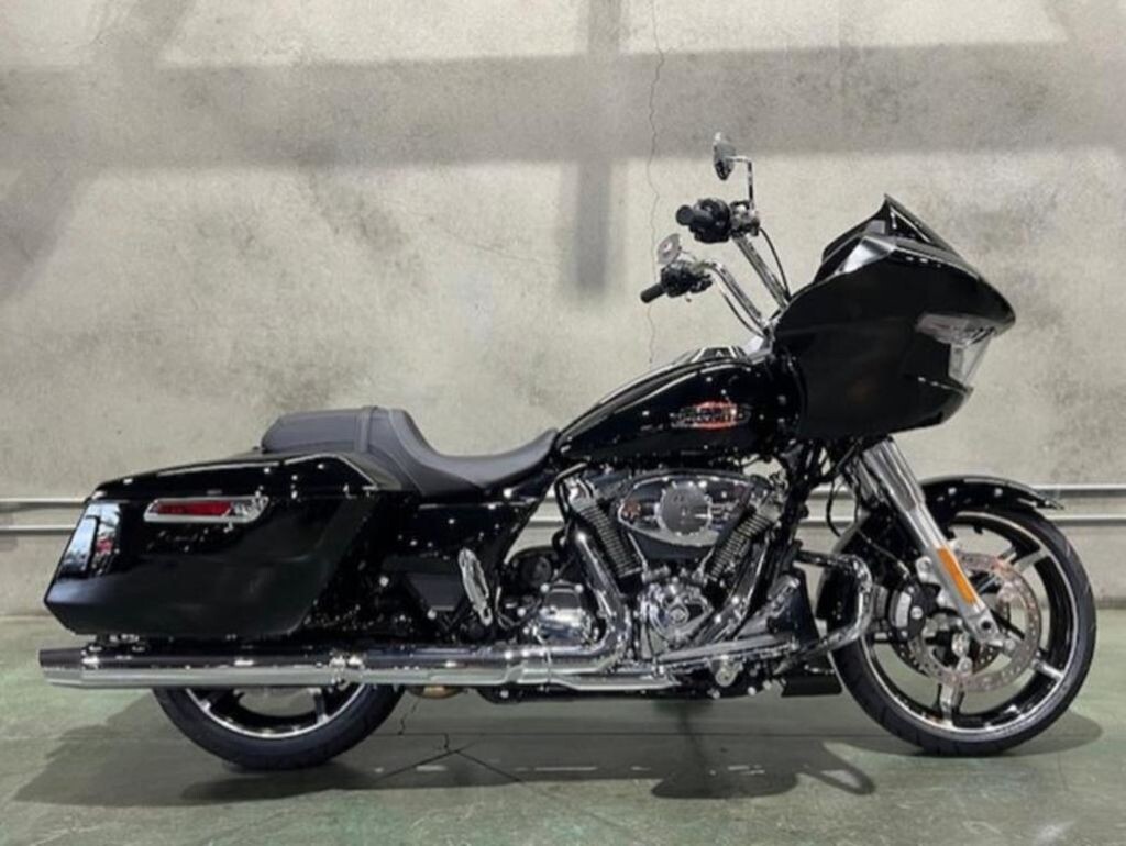 FLTRX 2025 Road Glide™