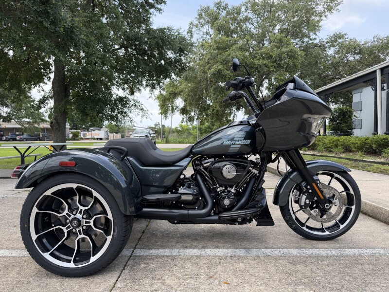2026 Harley-Davidson® Road Glide 3 | New Three-Wheel Touring Motorcycle