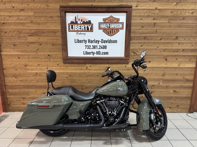 2021 Harley-Davidson® Road King® Special Deadwood Green FLHRXS