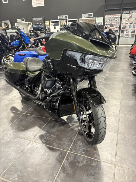 2026 Road Glide 117CI Olive Steel Metallic/Vivid Black