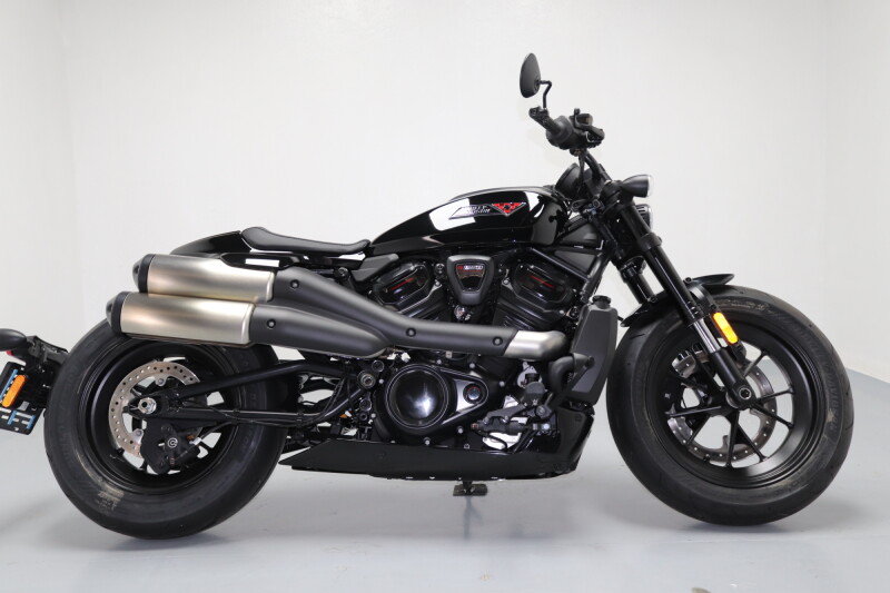 2025 Harley-Davidson® Sportster™ S Vivid Black