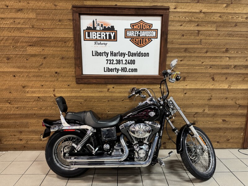 2004 Harley-Davidson® Wide Glide Vivid Black FXDWGI