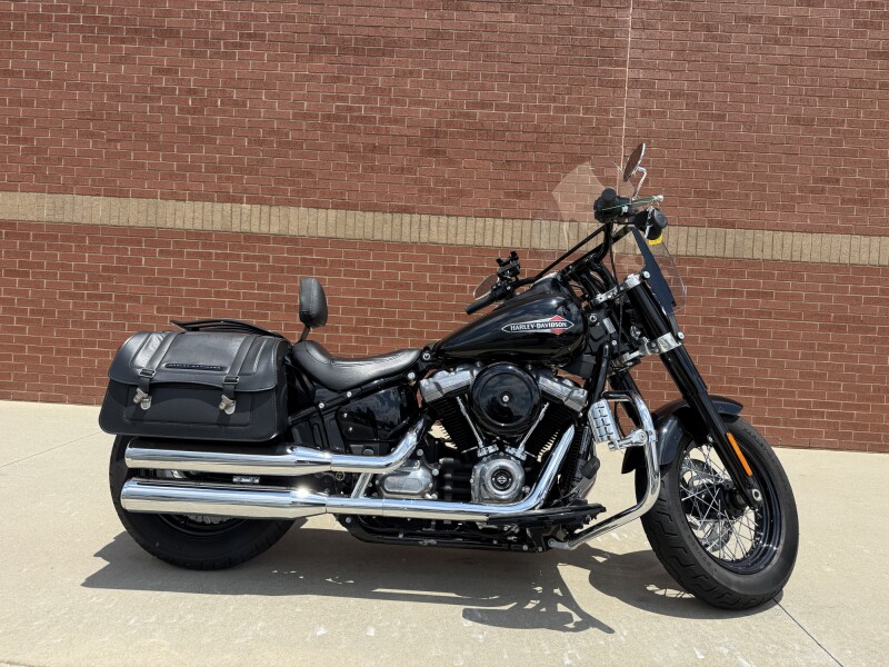 2018 Harley-Davidson® Softail Slim® Vivid Black