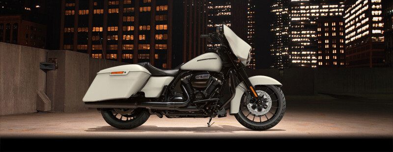 FLHXS 2018 Street Glide® Special