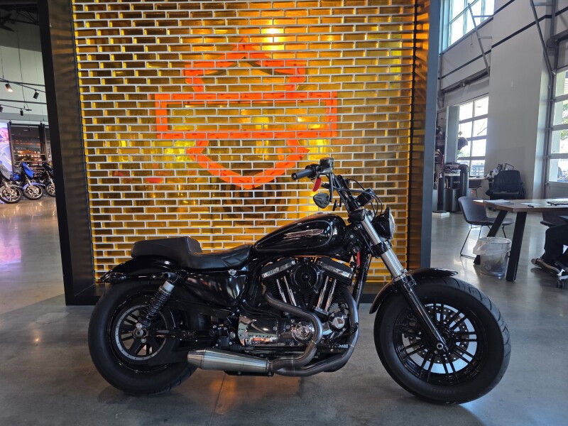 XL 1200XS 2018 Forty-Eight® Special