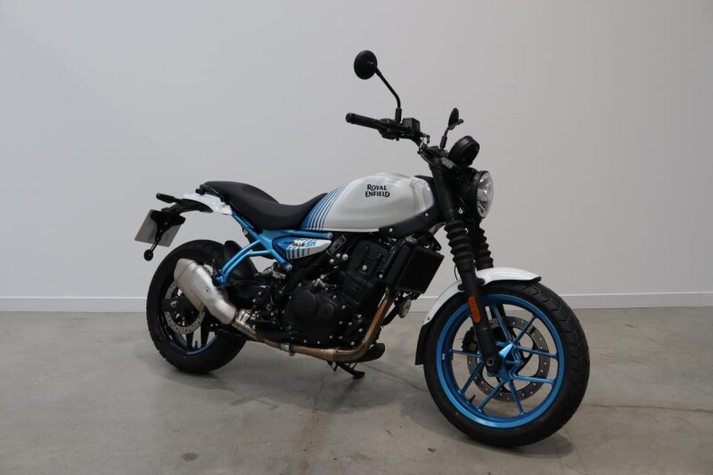 2026 Guerrilla 450 in Brava Blue